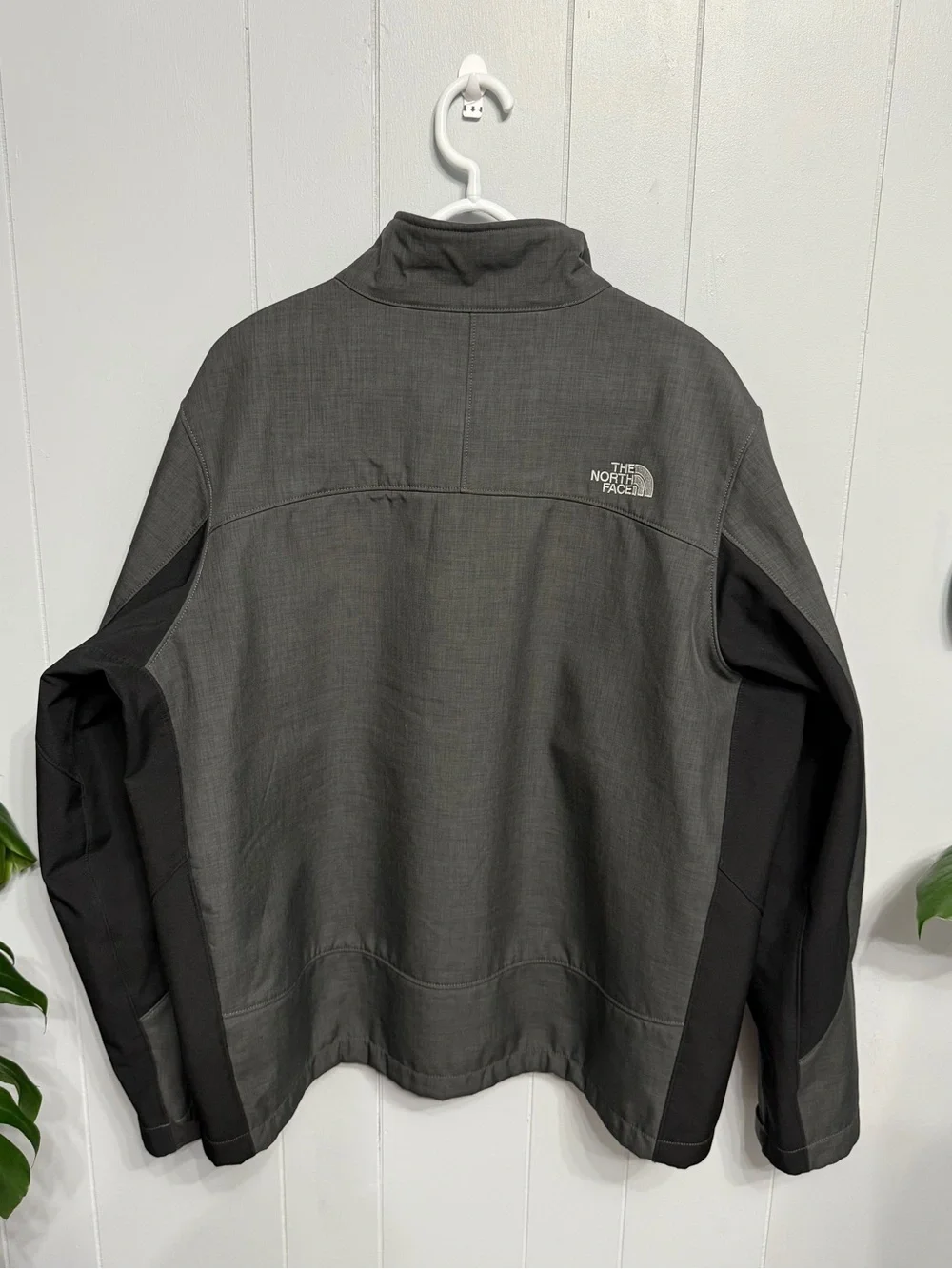 The North Face Men's Charcoal Gray Performance Jacket with Black trim & Lining